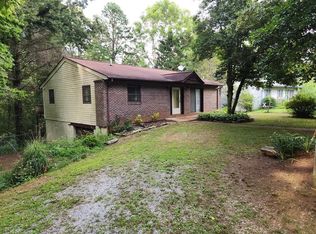 91 Crisp St, Franklin, NC 28734