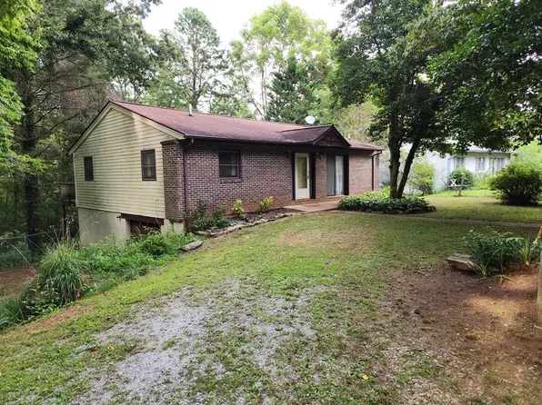 91 Crisp St, Franklin, NC 28734