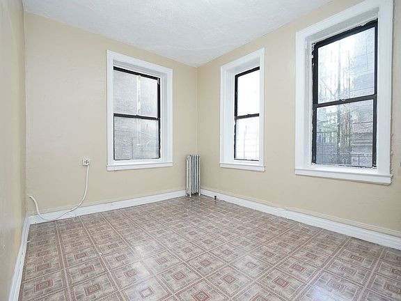 4th image of 561 W 147th St APT 8