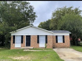 5741 Bloomfield Rd, Macon, GA 31206