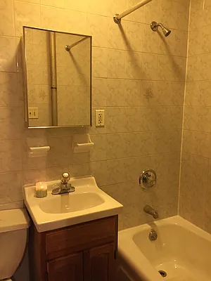 Rented by Natlane Equities | media 12