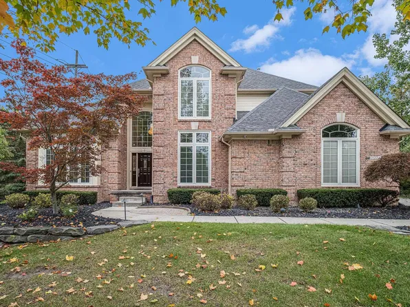 21224 Prestwick, Farmington Hills, MI 48335
