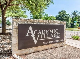 3900 Old College Rd #24, Bryan, TX 77801