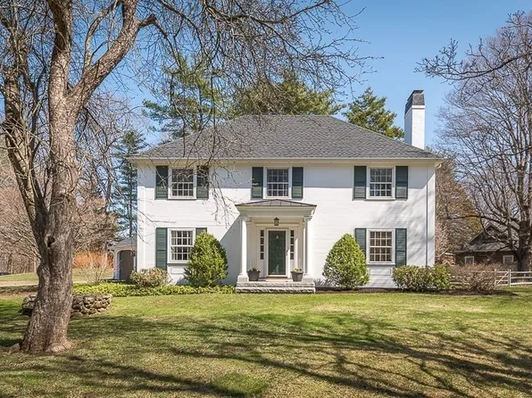 4 Morgan St, Wenham, MA 01984