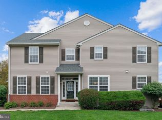 433 Nottingham Ln, Collegeville, PA 19426