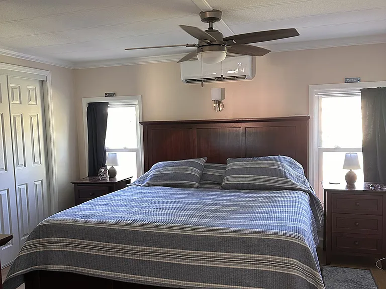 Master Bedroom - King Bed