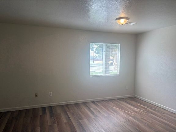 2nd image of 1730 Inyo St APT D