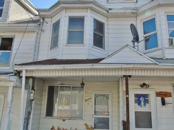13 S Locust St, Mount Carmel, PA 17851