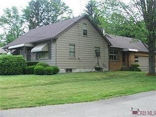 1st image of 140 Hillcrest Ave
