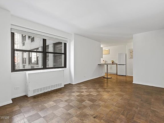 4th image of 30 3rd Ave #9N
