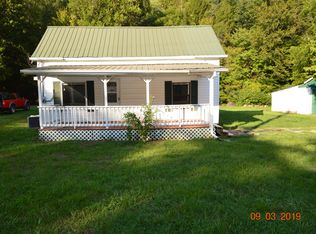 1036 Thacker Ln, Oliver Springs, TN 37840