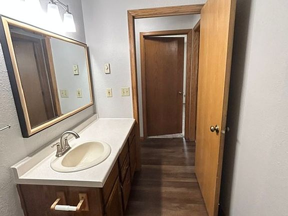 5th image of N3949 Washington Ave APT 1