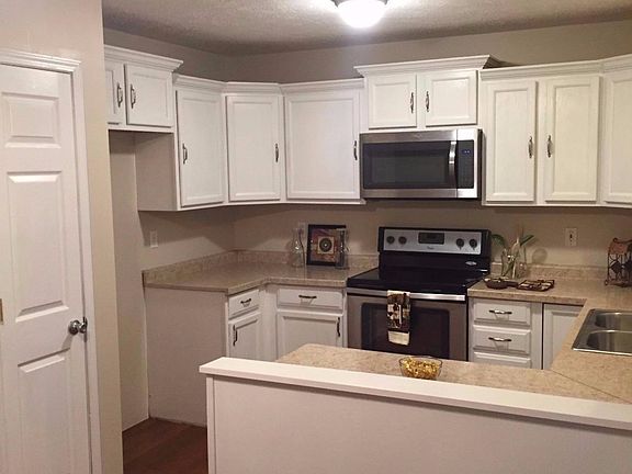 Newly remodeled, freshly painted throughout