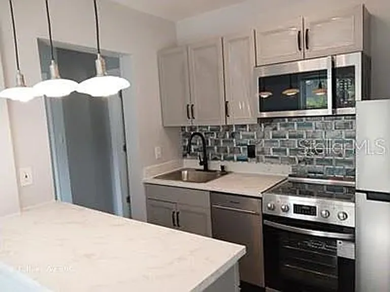 1919 W North A St #3 — Photo 5