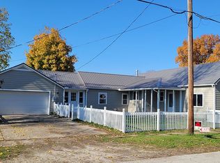 207 N Evans St, Bradner, OH 43406
