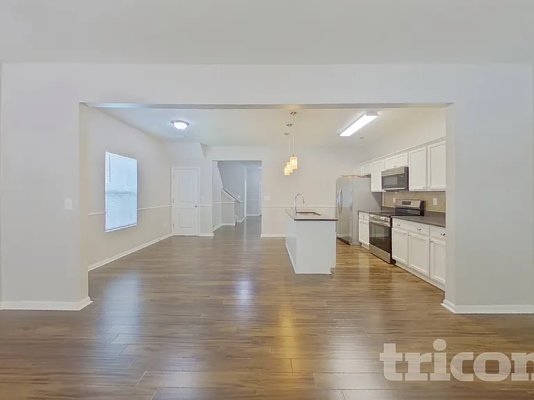1424 Henry David Ct — Photo 3