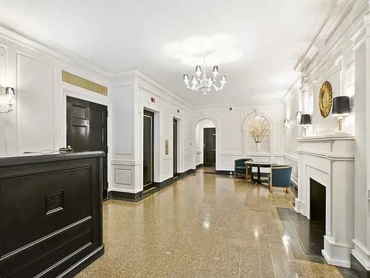 Sold by Sotheby's International Realty | media 21