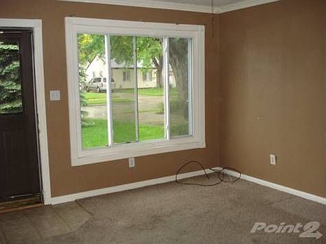 2nd image of 27415 Townley Ave