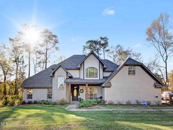 521 Pawnee Way, Madison, MS 39110