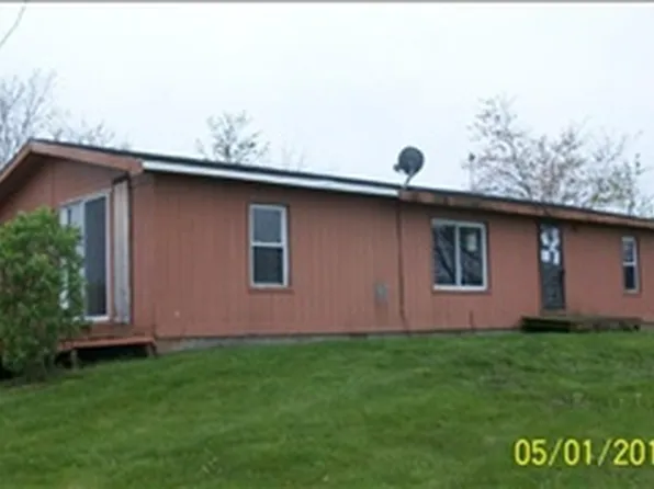 7468 E Sessions Rd, Sheridan, MI 48884
