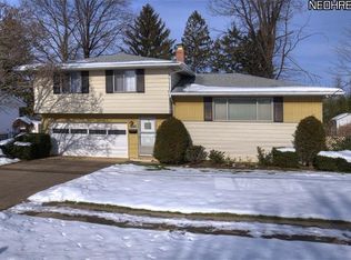 13762 Holland Rd, Brookpark, OH 44142