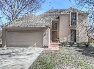 9167 W 102nd Ter, Overland Park, KS 66212