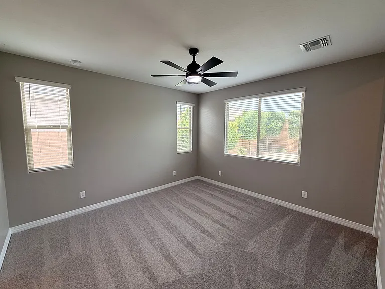 17818 W Buckhorn Trl — Photo 8