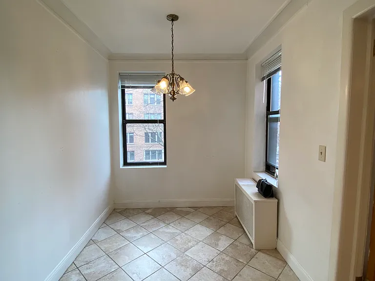 1 Broad Pkwy #4G — Photo 4