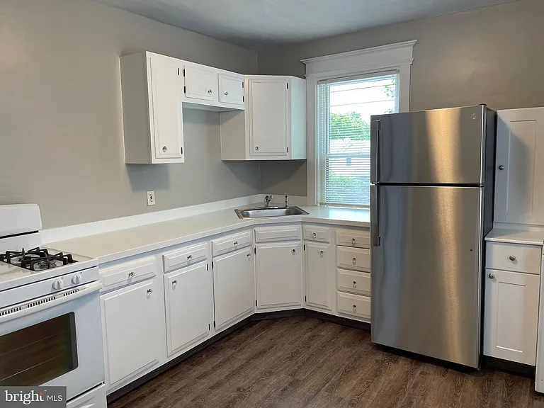 513 Jessamine Ave #2 — Photo 6