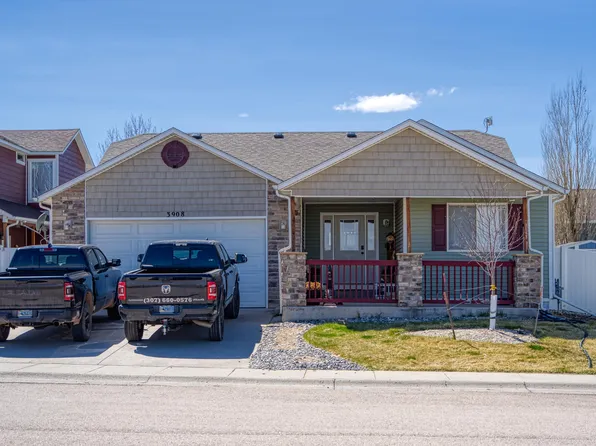 3908 Red Lodge Dr, Gillette, WY 82718