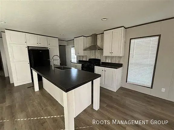 3rd image of 1010 Reservation Rd #A-15