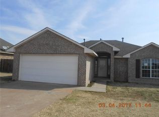714 N Main St, Cashion, OK 73016