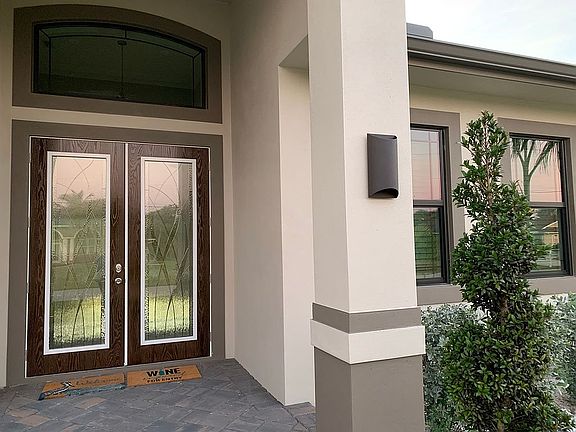 3rd image of 3010 SW 29th Pl