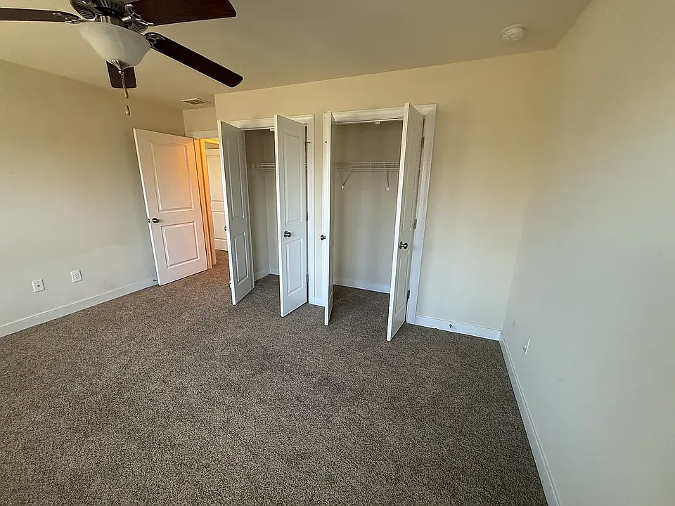 4211 Greenview