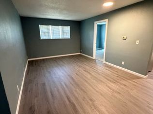 2739 W 72nd St #4, Davenport, IA