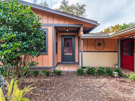 3rd image of 11934 CANEY Lane