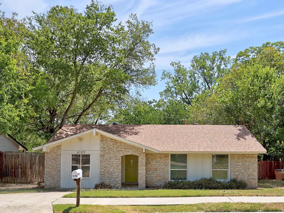 6109 Glen Meadow Dr