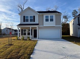 204 Iron Tree Pl, Castle Hayne, NC 28429