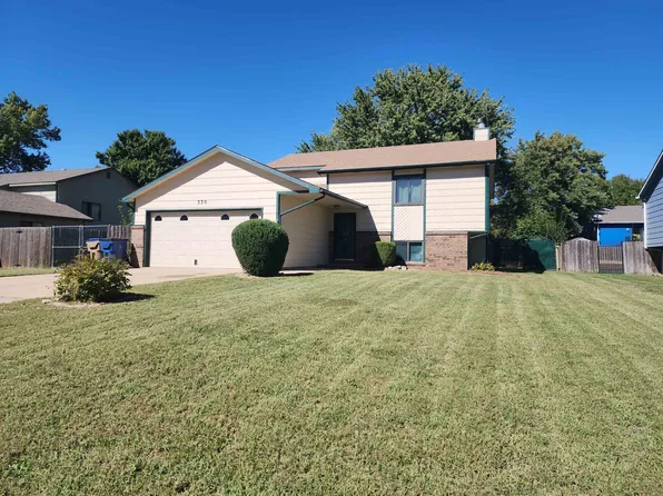 330 W Tomahawk St, Kechi, KS 67067
