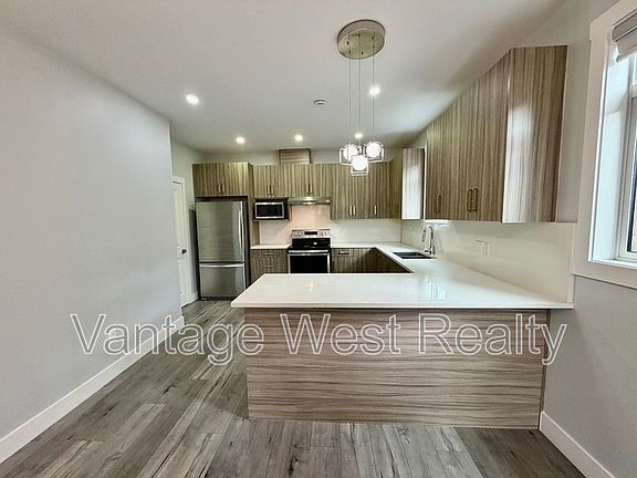 2nd image of 756 Glenwood Ave #2