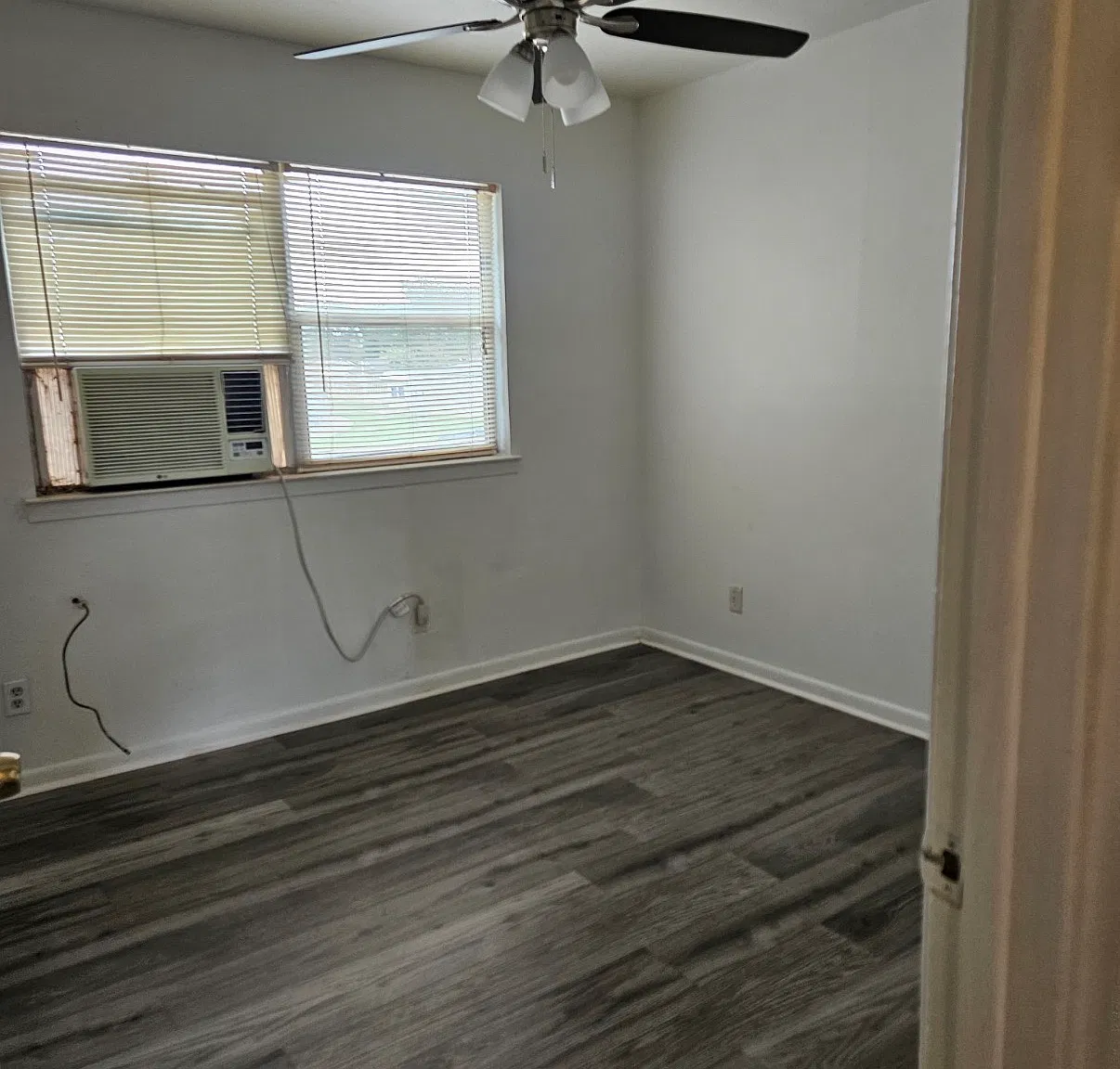 1002 Wood St — Photo 3