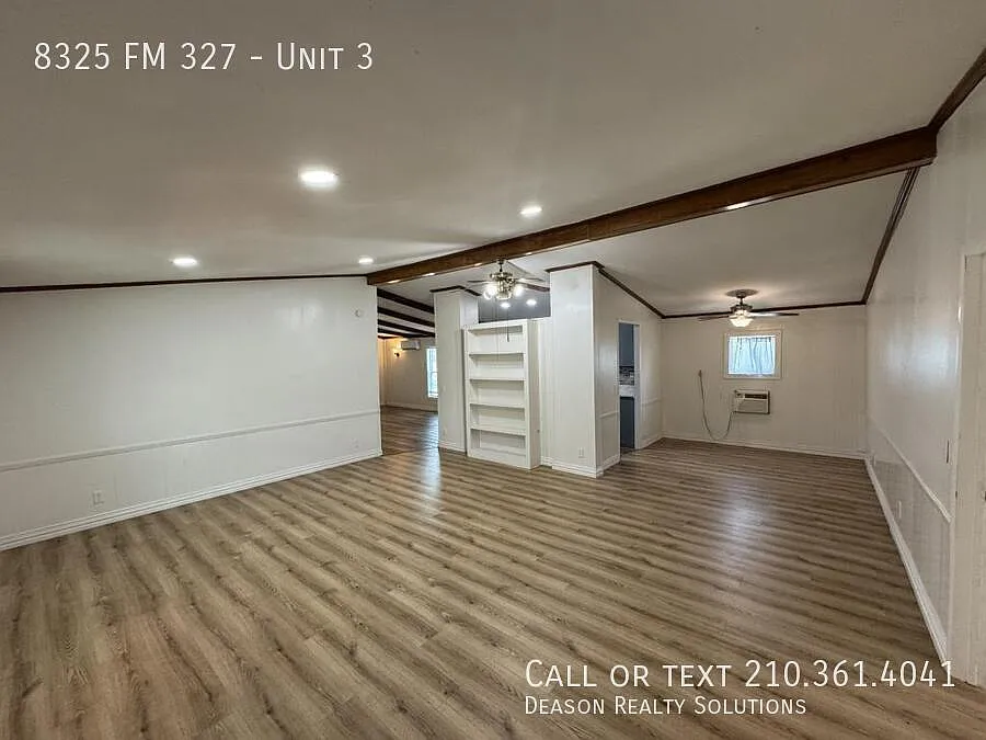 8325 FM 327, 8325 FM 327, Unit 3 — Photo 3