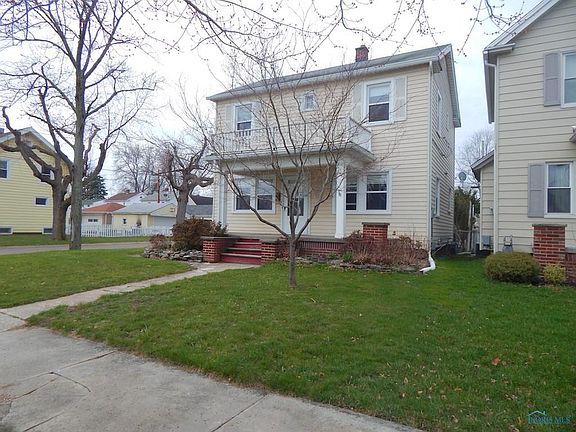 2nd image of 956 National Ave