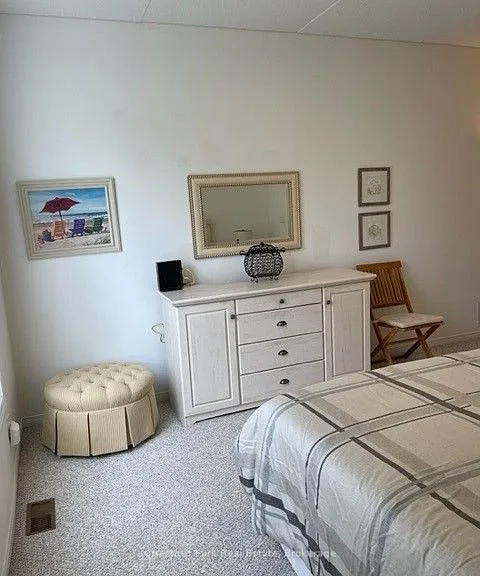684 Johnston Park Ave — Photo 17