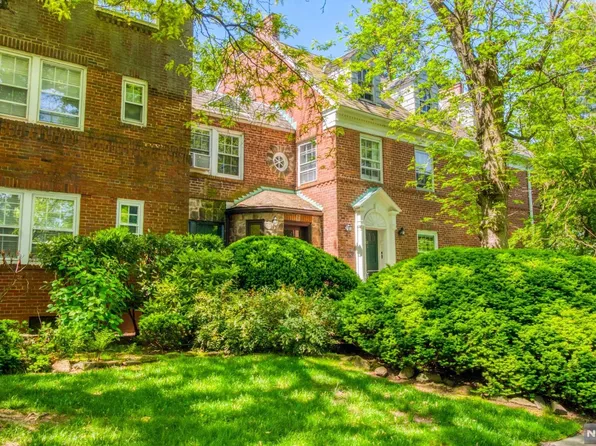 185 E Palisade Ave APT C2b, Englewood, NJ 07631