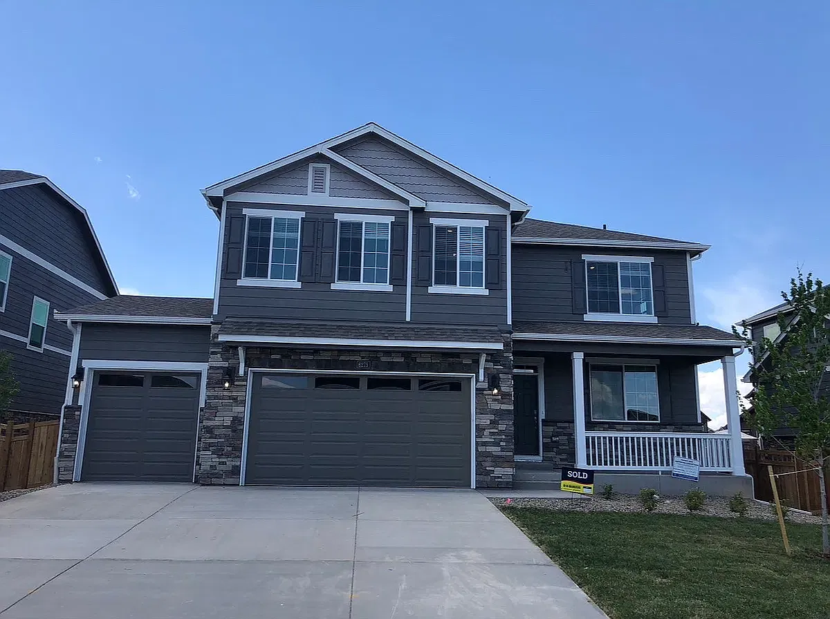 6275 N Gibralter Ct — Photo 1