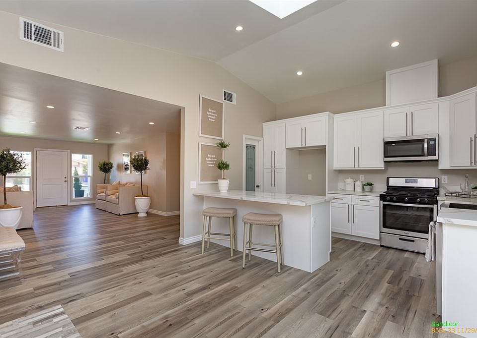 2nd image of 10472 Greenford Dr