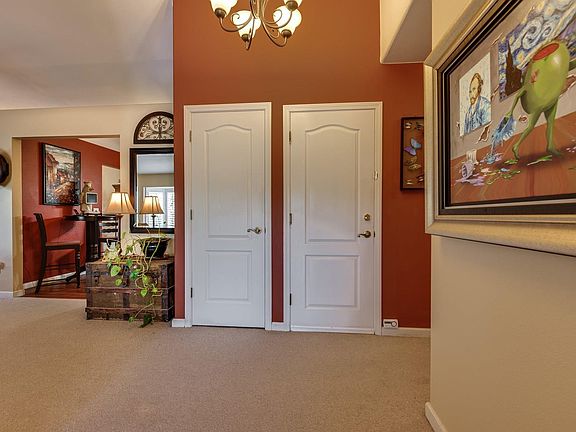 4th image of 17114 Valley Oak Dr #1