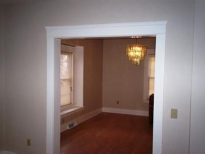 3rd image of 117 Arkansas Ave