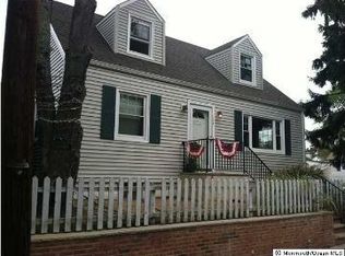 139 Inskip Ave, Ocean Grove, NJ 07756